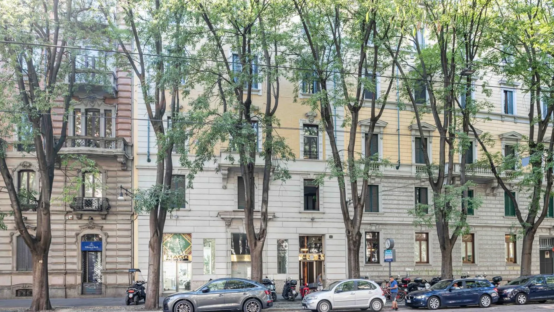 Easylife - Raffinato Appartamento A Due Passi Dal Castello Sforzesco Milan 0*,  Italy