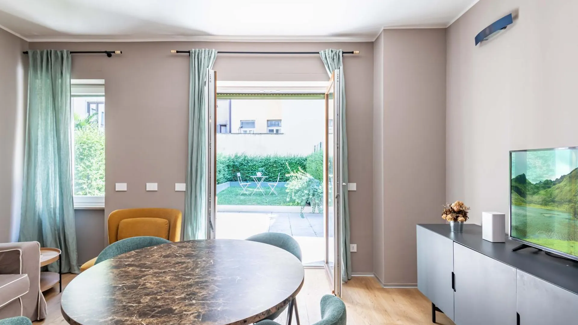 Easylife - Raffinato Appartamento A Due Passi Dal Castello Sforzesco Milan Apartment